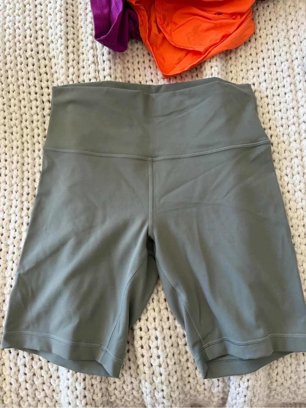 Lululemon Wunder Train Biker Shorts 8” - Picture 2 of 4